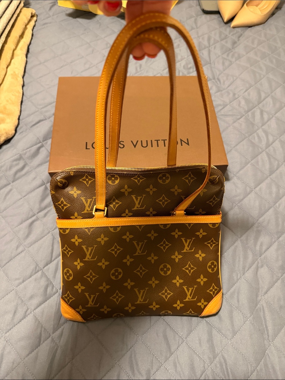 Louis Vuitton Coussin GM Shoulder Bag- Excellent Condition w Receipt!